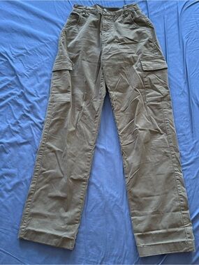 Women’s Cargo Pants in Olive Green
